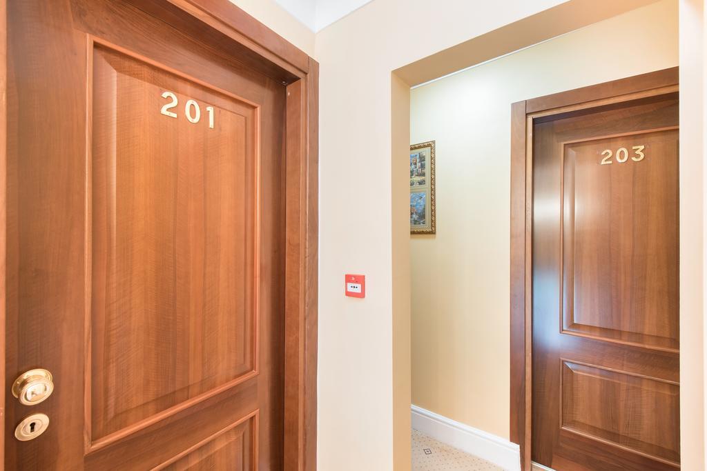 London Residence Εξωτερικό φωτογραφία