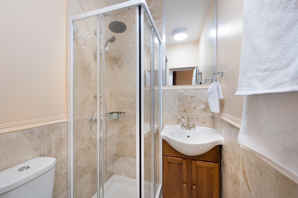 London Residence Εξωτερικό φωτογραφία