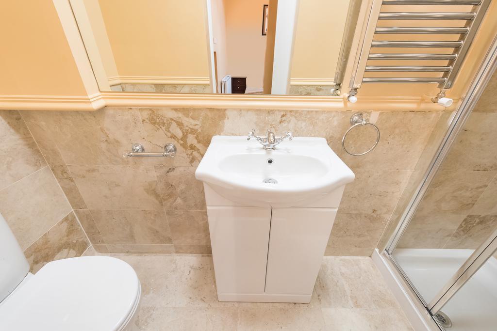 London Residence Εξωτερικό φωτογραφία