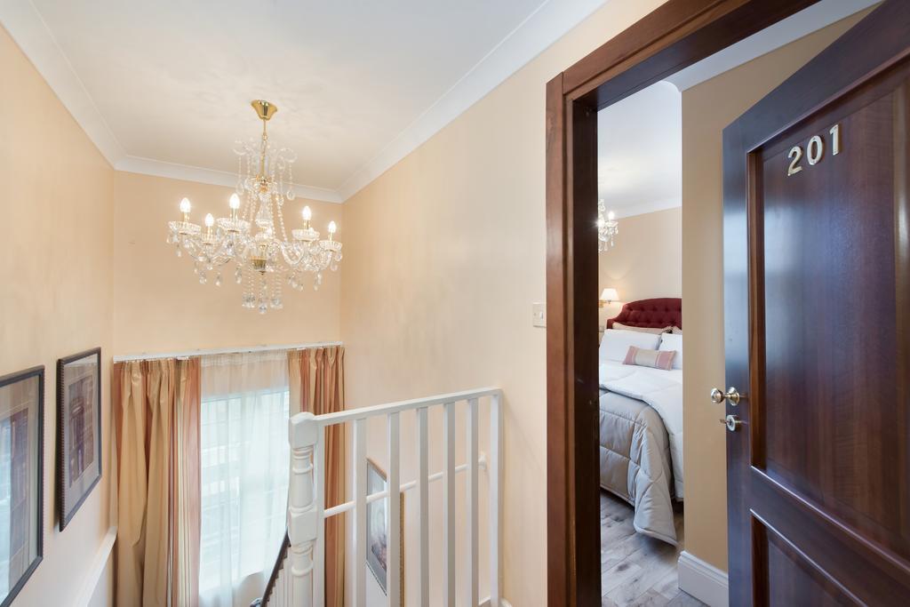 London Residence Εξωτερικό φωτογραφία
